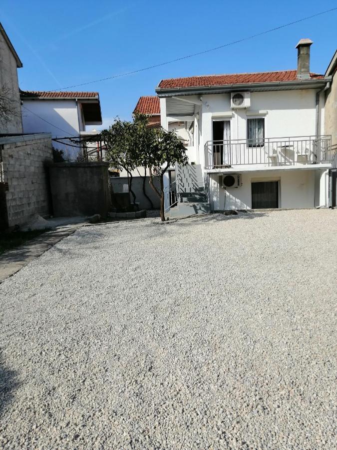 Apartmani Taki Μόσταρ Εξωτερικό φωτογραφία